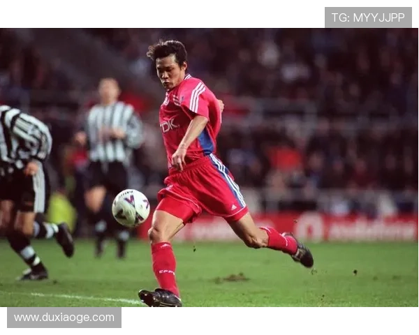 退役帅的足球明星们如何在绿茵场外继续闪耀人生与事业的光芒