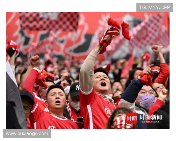 都江堰足球明星的崛起与成就：从地方小将到国家队的荣耀之路