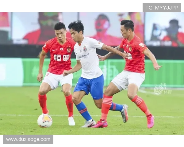 重庆排球队以91分领跑挑战赛积分榜展现强劲实力