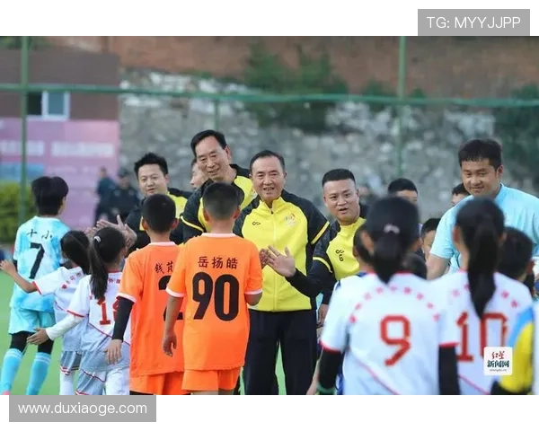 成都足球明星队邛崃：助力地方足球发展与青少年培养新篇章